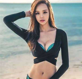 绿头盔表情暗示出轨