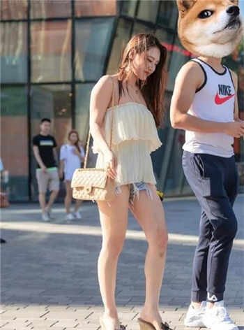qq说说霸气配图