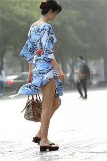 虎牙珂珂试仙女鞋