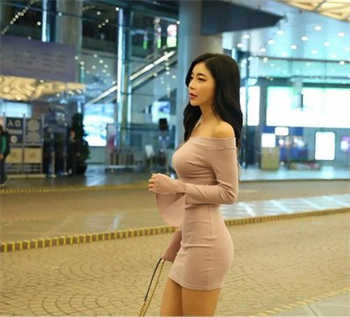老板体罚女员工故事小诗6