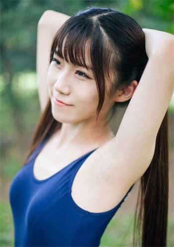 女主穿成星际雌性幼崽