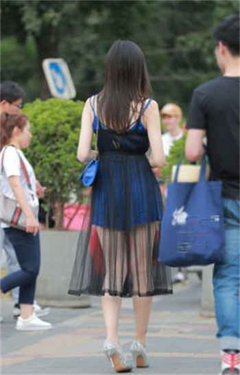 美女视频会动的图片