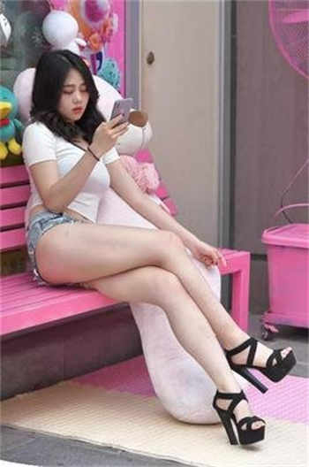 悠宝三岁运动服