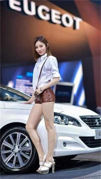 校长媳妇和三个锅炉工