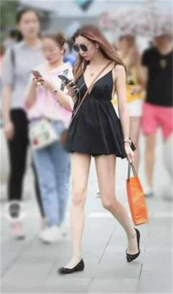 笨蛋英子与李力雄