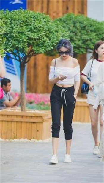 难忘和人几个工厂女工