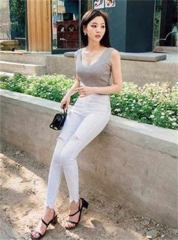 赞美大草原的简短句子