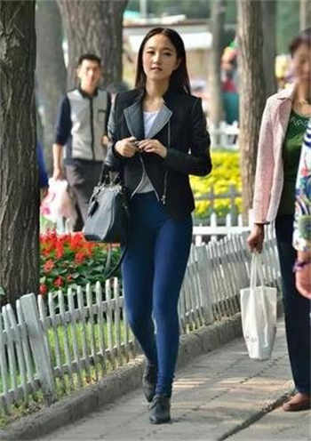 宋楠 凯迪拉克车模