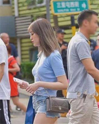 非洲艾维丁鹏在线免费