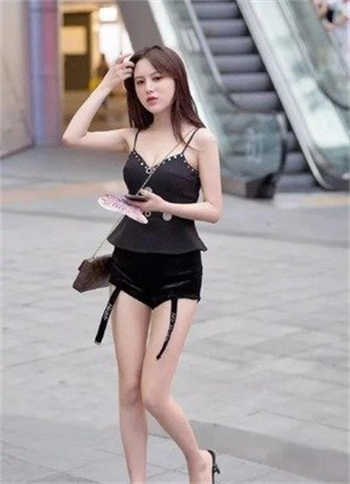 婉儿老彭狗尾续貂