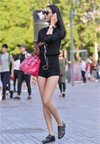 在附近的人里面怎么搭讪
